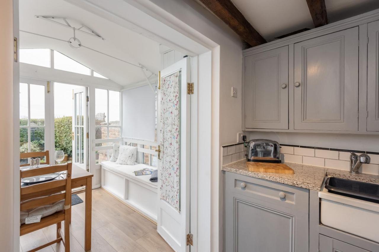 Quaint Cottage In The Heart Of North Yorkshire Village - Pet Friendly Free Stillington 외부 사진